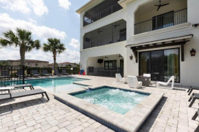 Deluxe 11 Bdrm Estate with Private Infinity Pool at Reunion